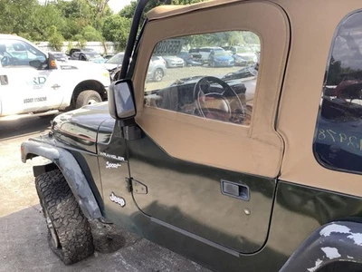 Driver Left Front Door Half Door Fits 97-06 WRANGLER 5022619 Foto 1 de 4