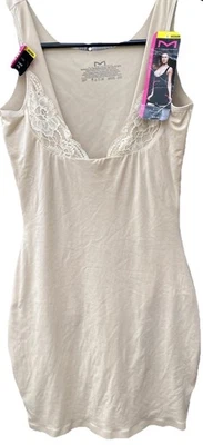 Modelador Feminino Maidenform Slip Completo Renda Bronzeada Controle de Barriga Médio Feminino - Imagem 1 de 4