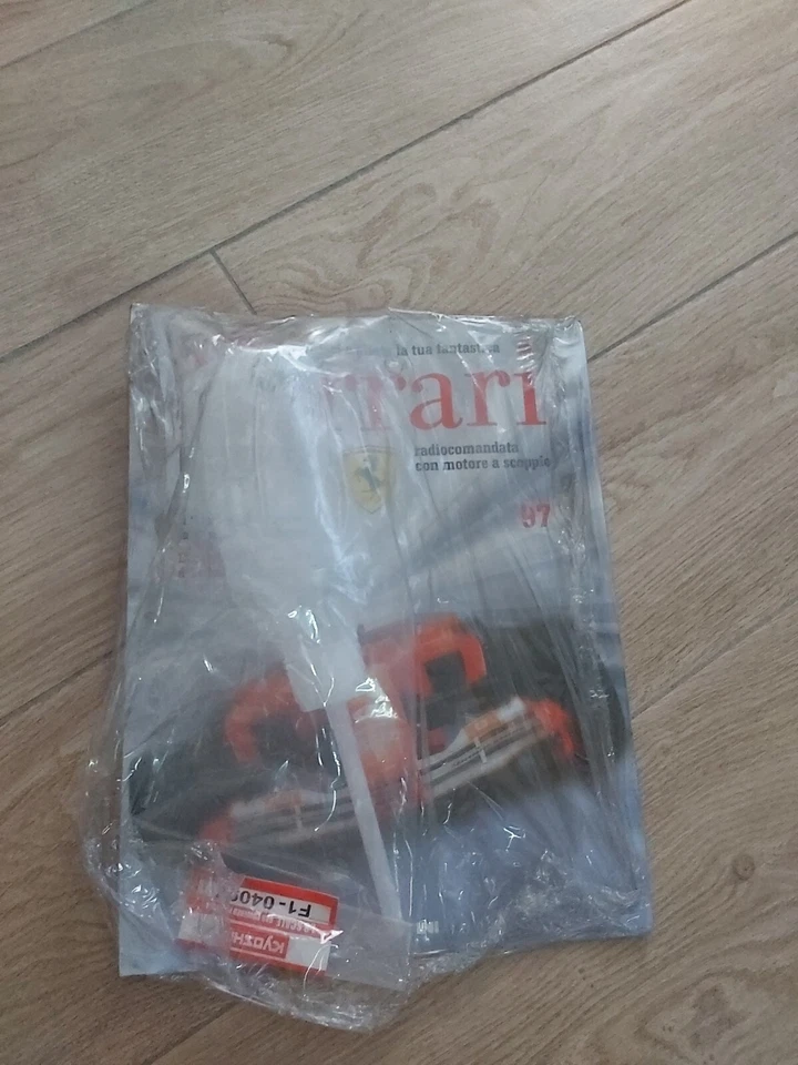 Fascicolo N. 97 - per FERRARI f2004 DeAgostini KYOSHO 1:8 RC - Immagine 1 di 1