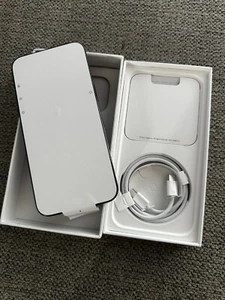 Apple iPhone 15 Pro Max - 256GB - Schwarz Titan (Entsperrt) - Neuwertig - IOS 17.1.1 - Bild 1 von 20