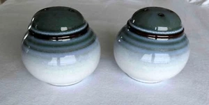 Noritake Stoneware SORCERER 8620 Salt & Pepper Shaker Set, Blue on White - Picture 1 of 3