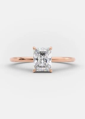 Anillo de compromiso para mujer de diamantes creados en laboratorio de corte esmeralda de 2 quilates de oro rosa de 14 quilates Foto 1 de 4