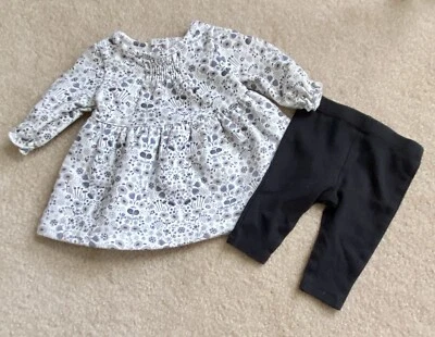 Top polar con medias negras Carter’s Just One You de 3 meses, bebé niña Foto 1 de 4