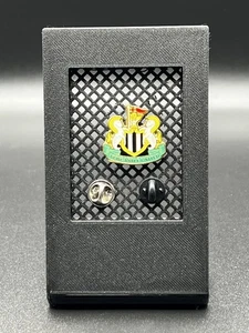 Newcastle United National Soccer Team - Emaille Anstecknadel Brosche Anstecknadel - Bild 1 von 1