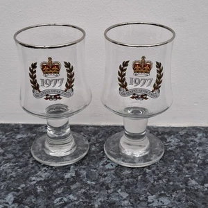 Royal Vintage 2 x Silver Jubilee Glass Goblets 1977 by Dema England See Comments - Picture 1 of 21