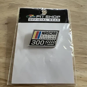 Spilla da bavero NASCAR Racing Experience 300 At Daytona - Foto 1 di 5