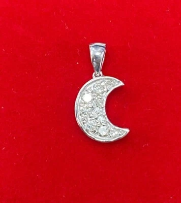 Deal! 0.20ct Genuine Round Diamond Moon Pendant Charm 10K Gold - Image 1 of 4
