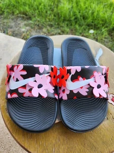 Nike Kawa Slide "PInk Rise/Floral" Girls' BRAND NEW PS 1Y & 3Y - Picture 1 of 5