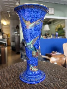Antique Wedgwood Fairyland Lustre Hummingbird Trumpet Vase Daisy Makieg -Jones - Picture 1 of 11