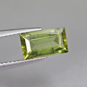 Stunning 1.52 Cts VVS Octagon Unheated Natural Apatite, Africa - Picture 1 of 8