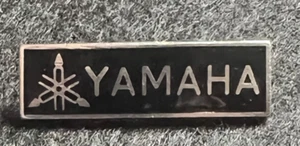 INSIGNIA BARRA YAMAHA MOTO NEGRO/PLATEADO - Imagen 1 de 3