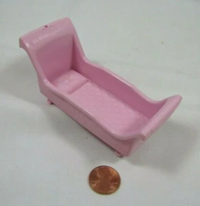 Barbie Mattel 2002 Pink Rocking Baby Cradle Crib Nursery Furniture Loving Family - Picture 1 of 2