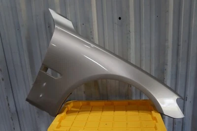 Guardabarros derecho pasajero BMW 760I 750LI 740LI 2009-2015 DORADO - SOLO CAMIONETA LOCAL Foto 1 de 4