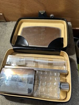 (n2) Malette valise Trousse de voyage nécessaire toilette ancien vintage ann 50 - Photo 1/4