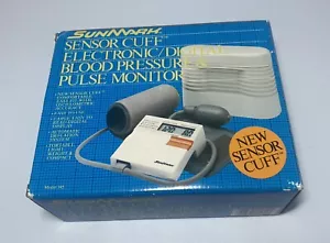SunMark Blood Pressure & Pulse Monitor - Picture 1 of 4