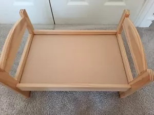 Ikea Duktig Puppenbett aus Holz 52x36x30cm mit 3 teiligem Bettset - Bild 1 von 12