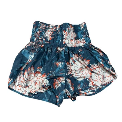 Pantalones Cortos Free People FP Movement The Way Home Tiro Alto Forrados Florales 2” Talla Pequeña Foto 1 de 4