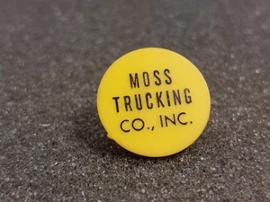 Vintage Moss Trucking Co. Inc. Putting Golf Ball Marker - Picture 1 of 2