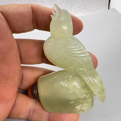 100% Natural, Hetian, Jade, Tallado a Mano Exquisito, Pajarito, Botella de Tabaco Foto 1 de 4