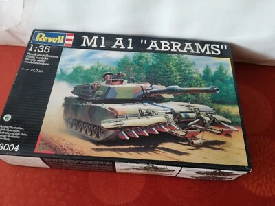 REVELL 03004 M1A1 ABRAMS (carro armato sminato) "Guerra del Golfo 1990" KIT 1/35 - Immagine 1 di 4