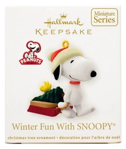 Snoopy Peanuts 2012 Hallmark Peanuts Winter Fun with Snoopy 15th in Series - Picture 1 of 1