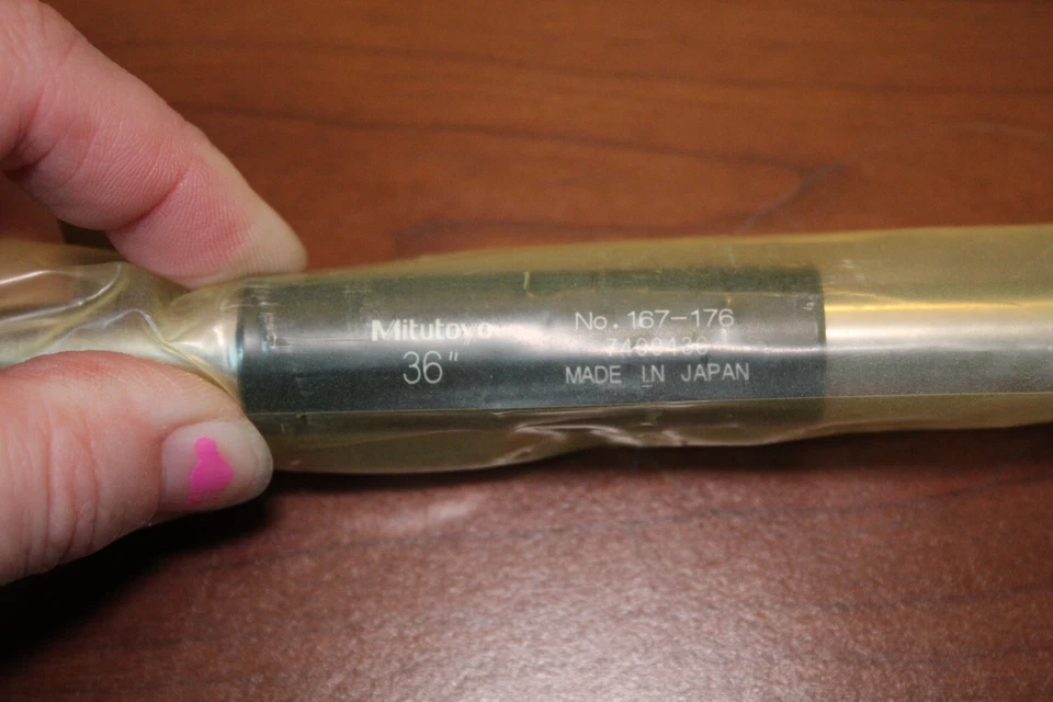 Mitutoyo 167-176 Micrometer Standard Bar, 36" Length, .47" Diameter - Image 1 of 2