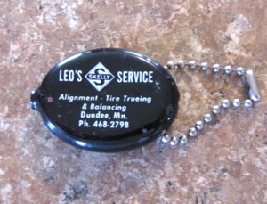 Vintage Leo’s Skelly Service Öl Gas Dundee Minnesota Geldbörse Schlüsselanhänger - Bild 1 von 2