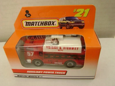 1997 MATCHBOX SUPERFAST #21 RED MACK AUXILIARY POWER TRUCK BRIDGE & HIGHWAY NEW - Image 1 of 3