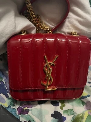 Bolso Bandolera YSL Patente Vicky Cuero Rojo 7.2x6.25x3 ¡Precioso! B160607822BWB Foto 1 de 4