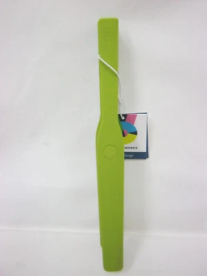 Colourworks Magnetic Long Kitchen Toast Tongs Silicone 23cm Lime - Image 1 of 2