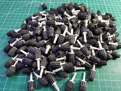 Plug L378A Black Plug 10Amp 5pcs Belling Lee - Image 1 of 4