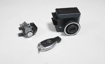 Mercedes GLK Ce Class W212 W204 W207 Ignition Door Lock Key A2075450108 - Image 1 of 4