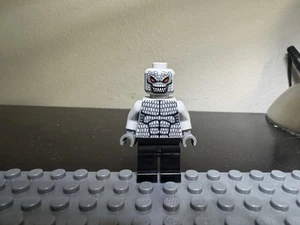 Lego DC Killer Croc Custom GREY Minifigure 2006 7780 7785 - Picture 1 of 1