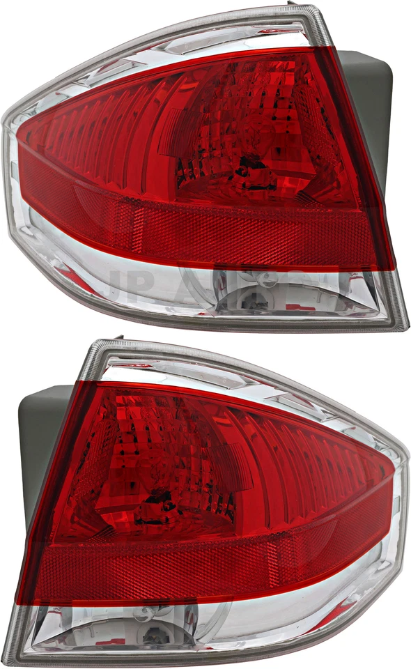 Juego de luces traseras para Ford Focus 2009-2011 lado conductor y pasajero Foto 1 de 4