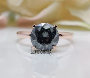 Anillo de compromiso de moissanita solitario de corte redondo gris de 2,30 quilates oro rosa liso 10 k - Imagen 1 de 7