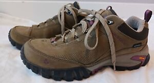 Vasque Women Hiking Shoes Boots Tan Talus Trek Vibram Ultra Dry Low Size 7.5