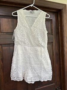 White Lace Jumpsuit Short All Size Medium Dressy