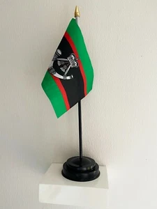 THE RIFLES BRITISH MILITARY TABLE FLAG 6" X 4" 15cm x 10cm WITH FLAT BLACK BASE - Picture 1 of 1