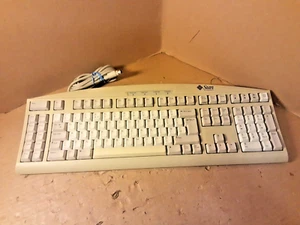 Sun Microsystems Type 6 3201300-01 Mini Din QWERTY Keyboard 3201300-01 - Picture 1 of 16