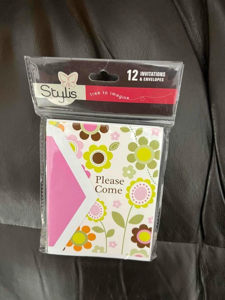 1 pkg -12 Stylis “Please Come”  5.5”x 4.25” Folded Invitations KBP1-01NV NEW - Imagem 1 de 1