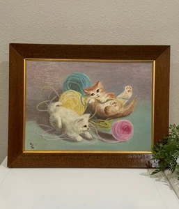 Antigua pintura al óleo pastel gatitos gatos jugando en hilo firmado MLM marco de madera - Imagen 1 de 16