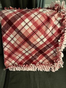 pink plaid fleece tie blanket - Picture 1 of 2
