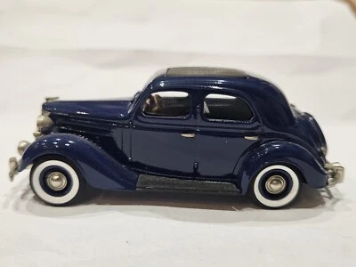 1948 Ford V8 Pilot Nautilus Blue 1:43 Lansdowne LDM30 - Image 1 of 4