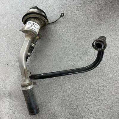 Mercedes Benz G550 G63 2017 AMG tipo 463 tubo de cuello de llenado de combustible 4634701520 Foto 1 de 4