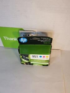 Cartouches d'encre d'origine HP 951 Tri-Color Cyan Magenta Jaune Exp: Jan 2026 - Photo 1/2