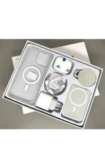 Zestaw akcesoriów do iPhone'a, etui iPhone 16 Pro Max, powerbank, ładowarka 20W, słuchawki - Zdjęcie 1 z 4