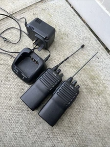 2 X Radio bidirezionale ICOM radio senza licenza più caricatore singolo Bc-160 - Foto 1 di 14