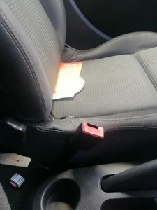 RENAULT CLIO MK3 2008-2012 seat belt buckle Passenger side - Picture 1 of 2