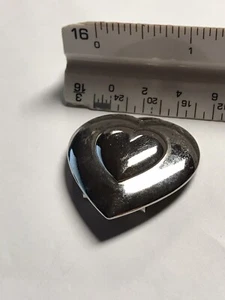 VINTAGE SILVER PLATE HEART SCARF CLIP - Picture 1 of 5