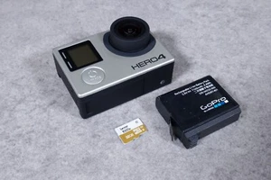 GoPro HERO4 Black Edition 4K HD 12MP Action Camera + 32GB SD Card - Picture 1 of 4